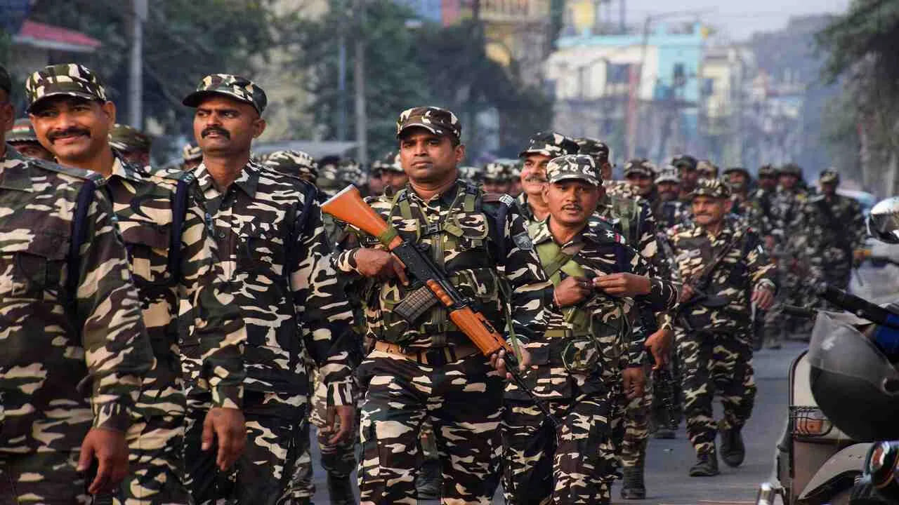 CRPF Constable Recruitment 2026: 9 వేల ఉద్యోగాల భర్తీకి నోటిఫికేషన్.. సీఆర్పీఎఫ్  కానిస్టేబుల్ జీతం ఎంతో తెలుసా?
