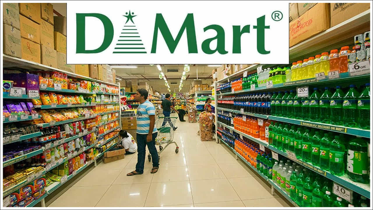పర్సనల్ కేర్, హౌస్కీపింగ్ ఉత్పత్తులపై కూడా మంచి ఆఫర్లు అందుబాటులో ఉన్నాయి. షాంపూలు, సబ్బులు, ఫేస్వాష్లు, డిటర్జెంట్లు, ఫ్లోర్ క్లీనర్లు వంటి రోజువారీ ఉపయోగించే వస్తువులపై ప్రత్యేక తగ్గింపులు ఉన్నాయి. కొన్ని ఎంపిక చేసిన ఉత్పత్తులపై “బై వన్ గెట్ వన్ ఫ్రీ” ఆఫర్లు ఉండటం వల్ల వినియోగదారులు ఎక్కువగా కొనుగోలు చేస్తున్నారు.