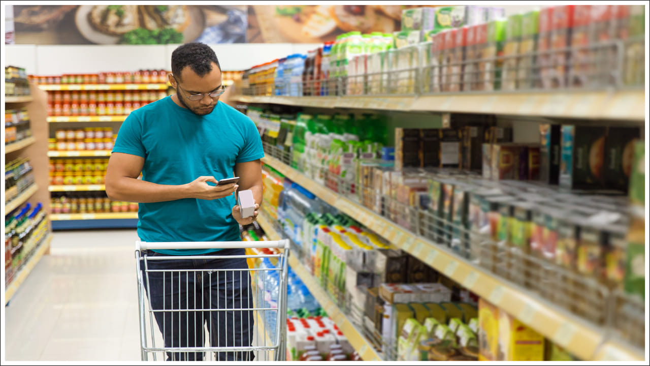  ఇక వంటగదికి అవసరమైన వస్తువులపై కూడా భారీ తగ్గింపులు అందిస్తున్నారు. ప్రెజర్ కుకర్లు, నాన్‌స్టిక్ పాత్రలు, స్టోరేజ్ కంటైనర్లు, కిచెన్ టూల్స్ వంటి అనేక వస్తువులు డిస్కౌంట్ ధరల్లో లభిస్తున్నాయి. ఈ సమయంలో కొనుగోలు చేస్తే గృహ ఖర్చులను గణనీయంగా తగ్గించుకోవచ్చు.