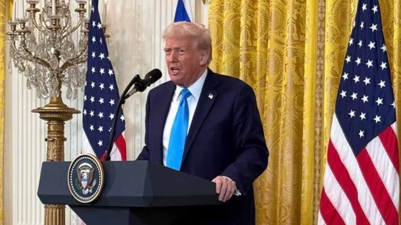 ఇరాన్ లొంగకపోతే, నౌకాదళ దిగ్బంధనం విధిస్తాం.. వెనిజులాగా ఆర్థిక వ్యవస్థను కుప్పకూల్చేస్తాంః ట్రంప్