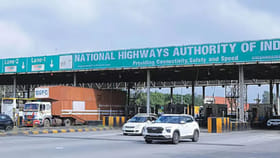 ఏప్రిల్ 10 నుంచి టోల్‌ గేట్స్‌ వద్ద ఇవి తప్పనిసరి!