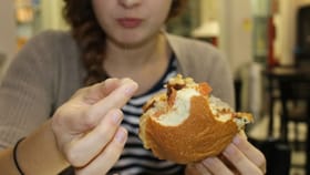 అన్నంలో వెంట్రుక బంధుత్వానికి సంకేతం కాదు..అనారోగ్యానికి హెచ్చరిక