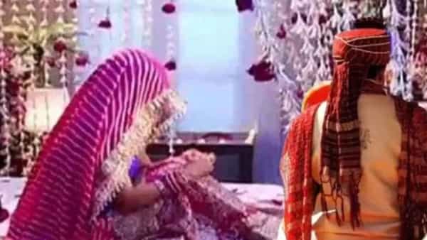 Viral News: ఫస్ట్ నైట్ రోజు భర్తకు దిమ్మతిరిగే ట్విస్ట్ ఇచ్చిన భార్య.. బెడ్రూమ్లోకి వెళ్లగానే..