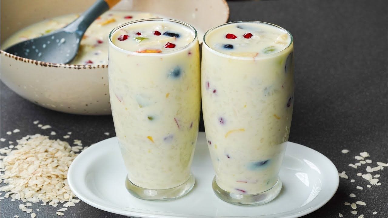 Flattened Rice Fruit Mix