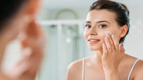 ఎండ వల్ల ముఖం నల్లబడిందా?.. ఇంట్లోనే ఇలా క్షణాల్లో మెరిపించండి