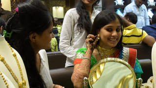 Labour Rules: 8 గంటల కంటే ఎక్కువ పనిచేస్తే.. కేంద్రం కొత్త ఓవర్ టైమ్ రూల్స్.. ఉద్యోగులకు పండుగే..