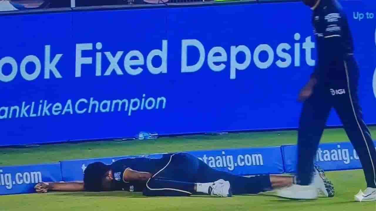 Video: తగలరాని చోట బంతి తగిలే.. కన్నీళ్లు పెట్టిన మహ్మద్ సిరాజ్.. అసలేమైందంటే?