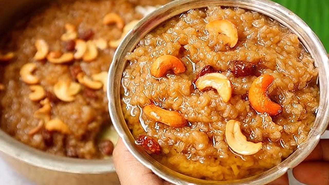 బియ్యాన్ని ఇలా ఉడికించుకోవాలి: ముందుగా ఒక కప్పు బియ్యాన్ని తీసుకుని వాటిని కడిగి రెండు కప్పుల నీళ్ళు పోసి వాటిని మెత్తగా ఉడికించాలి. ఇది కొంచెం ముద్ద లాగా ఉంటే గుడాన్నం మంచి టేస్టీగా ఉంటుంది. ఇలా చేస్తే తినడానికి కూడా మంచిగా ఉంటుంది. కాకపోతే బియ్యాన్ని మంచిగా ఉడికించాలి. 
