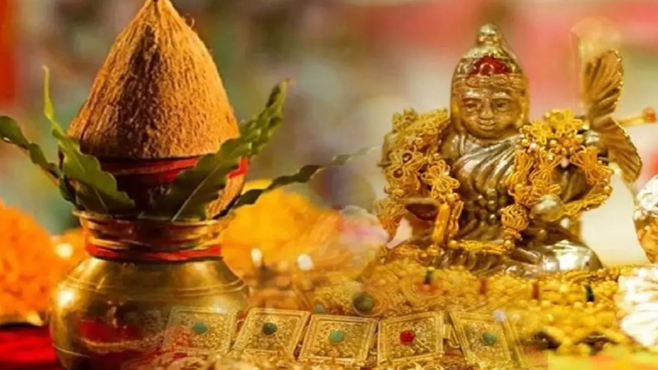 జ్యోతిష్య శాస్త్రంలో గురు పుష్య యోగానికి చాలా ప్రాముఖ్యత ఉంటుంది. గురు వారం రోజు పుష్య నక్షత్రం కనిపించినప్పుడు ఈ యోగం ఏర్పడుతుంది. అయితే ఇది కొన్ని రాశుల వారికి అదృష్టాన్ని తీసుకొస్తుంది.  ఈ యోగం ఏర్పడినప్పుడు మూడు రాశుల వారు అత్యధిక లాభాలు అందుకుంటారంట. ఇంతకీ ఆ రాశులు ఏవో ఇప్పుడు చూద్దాం.