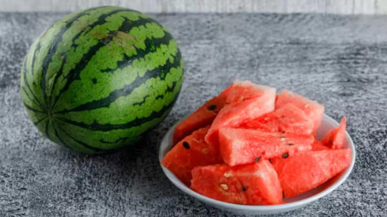 How To Identify A Rotten Watermelon