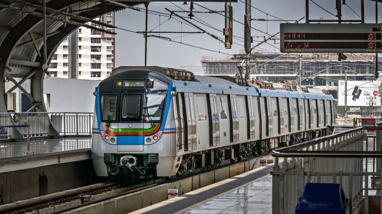 Metro: హైదరాబాదీలకు అదిరిపోయే గుడ్ న్యూస్.. మార్నింగ్ 5గంటల నుంచే మెట్రో రైళ్లు!