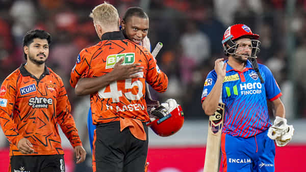 IPL 2026 Points Table: ఏం స్కెచ్ రా బాబు.. ఒకే మ్యాచ్తో 2 జట్లకు ఇచ్చిపడేసిన హైదరాబాద్.!