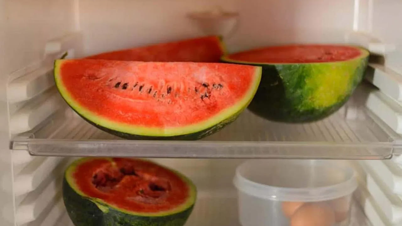 జీర్ణక్రియ మందగించడం: అతి చల్లని పదార్థం కడుపులోకి వెళ్ళినప్పుడు, శరీరం తన సాధారణ ఉష్ణోగ్రతను సమతుల్యం చేసుకోవడానికి అదనంగా శ్రమించాల్సి వస్తుంది. దీనివల్ల జీర్ణక్రియ నెమ్మదిస్తుంది. ఫలితంగా కడుపు ఉబ్బరం, గ్యాస్ లేదా పొట్ట బరువుగా అనిపించడం వంటి సమస్యలు రావచ్చు. ముఖ్యంగా సున్నితమైన జీర్ణవ్యవస్థ ఉన్నవారు దీనికి దూరంగా ఉండటం మేలు.