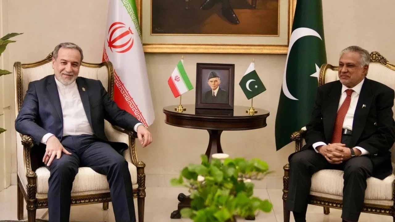 అమెరికాతో ప్రత్యక్ష చర్చలు ఉండవు..  పాకిస్థాన్‌లో చర్చలకు ముందు ఇరాన్ సంచలన ప్రకటన!