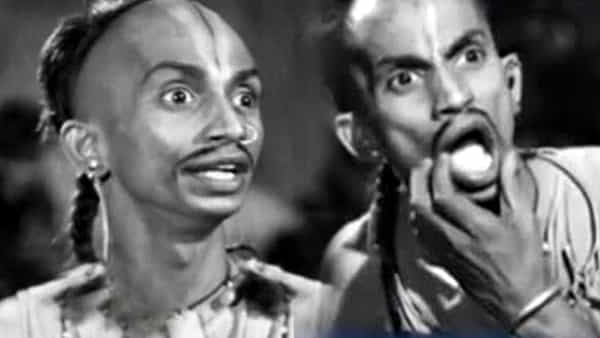 పన్నీటితో స్నానం.. ఖరీదైన కార్లలో ప్రయాణం.. చివరకు అనాథలా రైల్వే స్టేషన్లో మరణం..