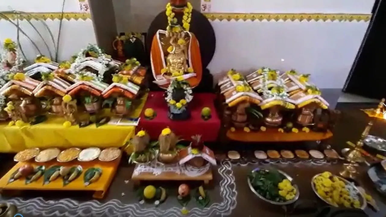 
వివాహంలో కుజ ప్రభావం.. 

పెళ్లి విషయాల్లో కుజదోషానికి ప్రత్యేక ప్రాముఖ్యత ఇస్తారు. ముఖ్యంగా స్త్రీల మాంగల్యానికి సంబంధించి ఇది పరిశీలించబడుతుంది. అలాగే సంతానం ఆలస్యం వంటి సమస్యల సమయంలో కూడా కుజ స్థితిని పరిశీలించడం జరుగుతుంది.
