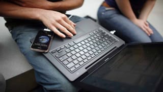 సైలెంట్ కిల్లర్.. ఫ్యాటీ లివర్ ఎప్పుడు ప్రమాదకరంగా మారుతుంది? ఈ లక్షణాలను లైట్ తీసుకున్నారో..