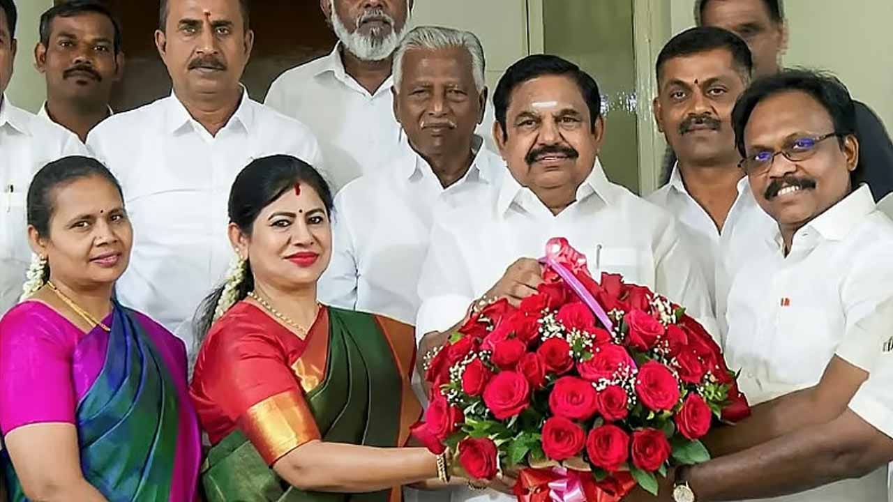 తమిళనాడు ఎన్నికల బరిలో అత్యంత ధనవంతురాలు.. ఆమె అస్తులు తెలిస్తే నోరెళ్లబెట్టాల్సిందే!