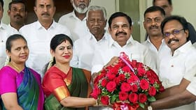 తమిళనాడులో అత్యంత ధనిక అభ్యర్థి ఈమే..!