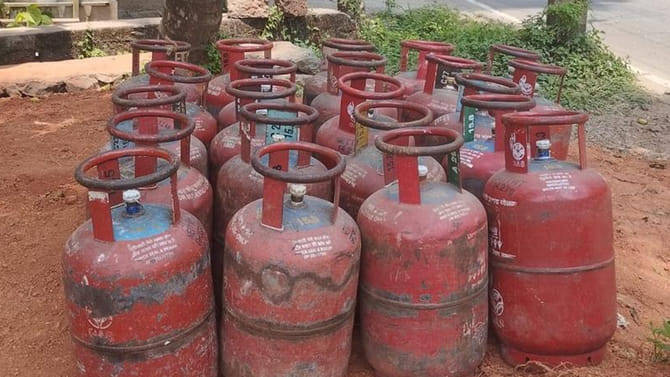 గ్యాస్‌ ధర భారీగా తగ్గనుందా?