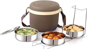 ఎండాకాలంలో ఈ ఆహారాలు అస్సలు లంచ్‌బాక్స్‌లో తీసుకెళ్లకండి..