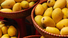 మామిడి పండ్లు సహజమైనవో కాదో గుర్తించడానికి ఈ 3 సింపుల్ ట్రిక్స్