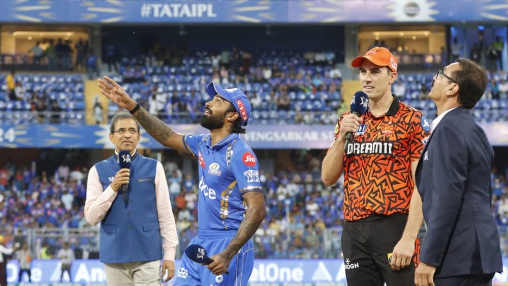 MI vs SRH Playing XI: టాస్ గెలిచిన ముంబై.. డేంజరస్ ప్లేయర్ మిస్సయ్యాడుగా..!