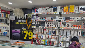 మొబైల్‌ రీటైల్‌ స్టోర్‌ బిజినెస్‌ కోసం పెట్టుబడి కావాలి?