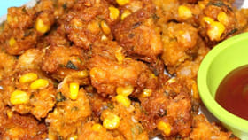 నీరసంగా ఉండి తినలేని టైంలో ఈ మొక్కజొన్న పకోడి తింటే..