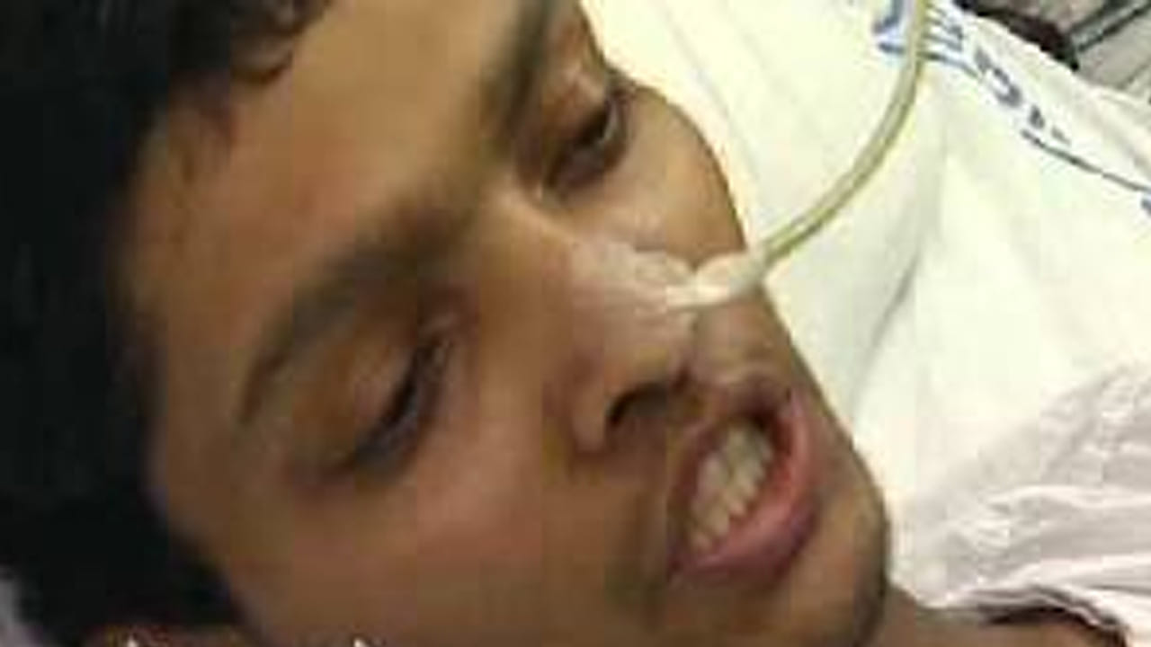 నా పేరు ముఖేష్, నేను పోగాకు , గుట్కా తీసుకోవడం వలన నా పరిస్థితి ఇలా అయ్యిందంటూ చెప్పే ఇతని గురించించి ప్రత్యేకంగా చెప్పా్ల్సిన పని  లేదు. థియేటర్‌లో సినిమా చూసే ప్రతి ఒక్కరికీ మూవీ కంటే ముందు ఈ యాడ్ కనిపిస్తుంటుంది. అయితే చాలా మందికి అసలు ఈ ముఖేష్ ఎవరో తెలియదు. కాగా, ఈయన గురించి ఇప్పుడు మనం తెలుసుకుందాం.