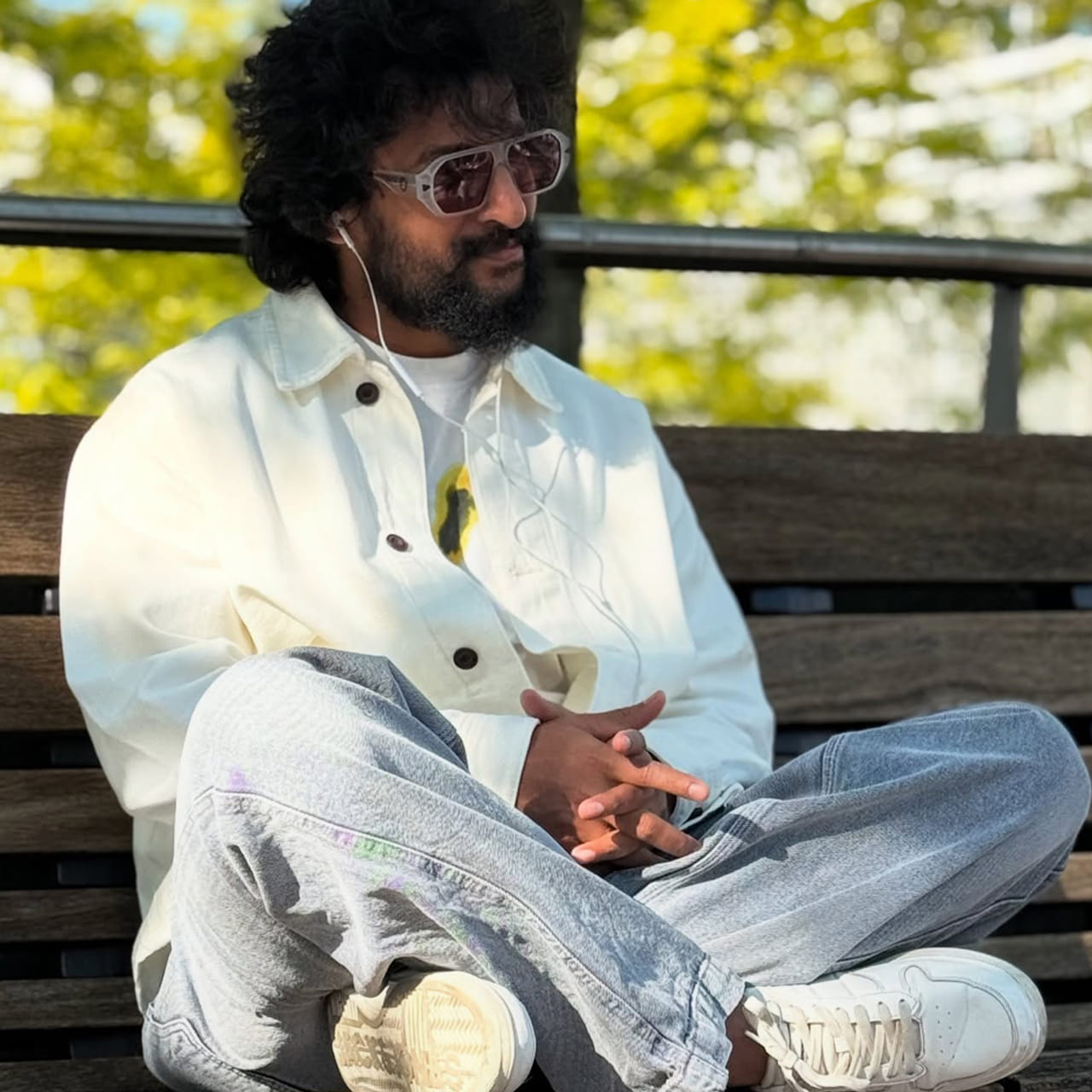 నేచురల్ స్టార్ నాని ప్రస్తుతం వరుస సినిమాలతో దూసుకుపోతున్నాడు. బ్యాక్ టు బ్యాక్ సినిమాలు చేస్తూ ఫుల్ జోష్ లో ఉన్నాడు నాని. ఓ వైపు హీరోగా సినిమాలు చేస్తూనే మరో వైపు నిర్మాతగానూ రాణిస్తున్నాడు నాని. వాల్ పోస్టర్ బ్యానర్ లో సినిమాలు నిర్మిస్తున్నారు నాని.