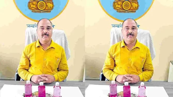 లంచం తీసుకుంటూ ఏసీబీకి అడ్డంగా బుక్కైన ఆర్డీవో..