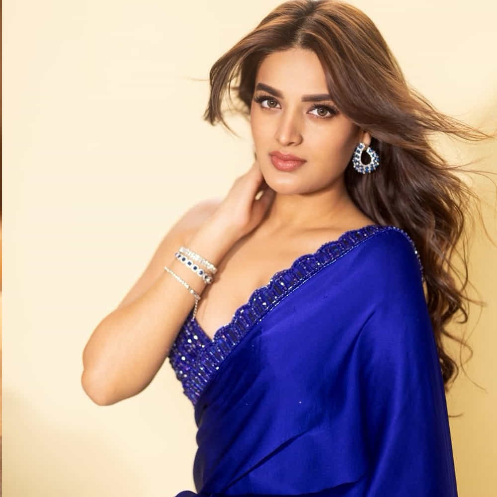 ఇటీవలే ఈ ముద్దుగుమ్మ పవర్ స్టార్ పవన్ కళ్యాణ్ నటించిన హరిహరవీరమల్లు సినిమాలో నటించింది. కానీ ఈ సినిమా నిరాశపరిచింది. అలాగే ప్రభాస్ నటించిన రాజా సాబ్ సినిమాలో హీరోయిన్ గా చేసింది. కానీ ఈ సినిమా కూడా ప్రేక్షకులను నిరాశపరిచింది.