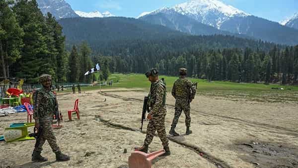 Pahalgam: ముష్కరుల దాడికి ఏడాది.. పెహల్గామ్లో ఇప్పుడు పరిస్థితి ఎలా ఉందంటే..