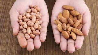 కేవలం 10 నిమిషాలే.! ఇలా చేస్తే బొద్దింకలు జన్మలో మీ ఇంటి దరిదాపుల్లోకి రావు..