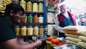 ప్రధాని మోదీ క్రేజ్ అంటే ఇలా ఉంటాది మరి.. ఒక్కరోజులోనే ..