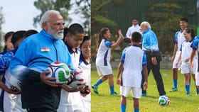 ఫుట్‌బాల్ మైదానంలో మోదీ సందడి..!