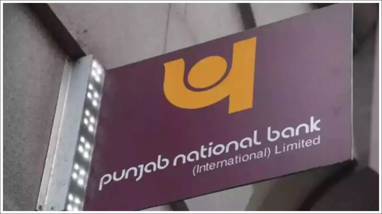  పంజాబ్ నేషనల్ బ్యాంక్ దేశంలోని ప్రముఖ ప్రభుత్వ రంగ బ్యాంకులలో ఒకటి. అలాగే ఇది తన వినియోగదారులకు వివిధ కాలపరిమితుల ఎఫ్‌డీ పథకాలపై ఆకర్షణీయమైన వడ్డీ రేట్లను అందిస్తుంది. ప్రస్తుతం పీఎన్‌బీలో ఎఫ్‌డీపై వడ్డీ రేటు సుమారుగా 3.00% నుండి 7.40% వరకు ఉంటుంది. ఇక్కడ మీరు కనీసం 7 రోజుల నుండి గరిష్టంగా 10 సంవత్సరాల వరకు ఎఫ్‌డీలను చేయవచ్చు.