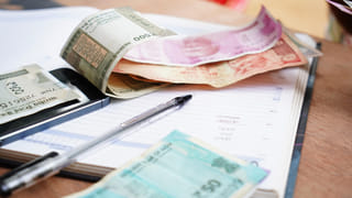 ఏడాది పొడవునా మామిడి రుచి కావాలా? అయితే నోరూరించే ఒరుగుల ఇలా ఇంట్లోనే రెడీ చేసుకోండి!