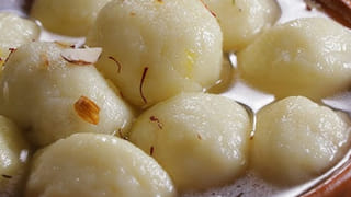 మిగిలిపోయిన రొట్టెలను పారేస్తున్నారా? కేవలం 10 నిమిషాల్లో ఇలా వేడి వేడిగా టేస్టీ దోశలుగా మార్చేసుకోండి..!