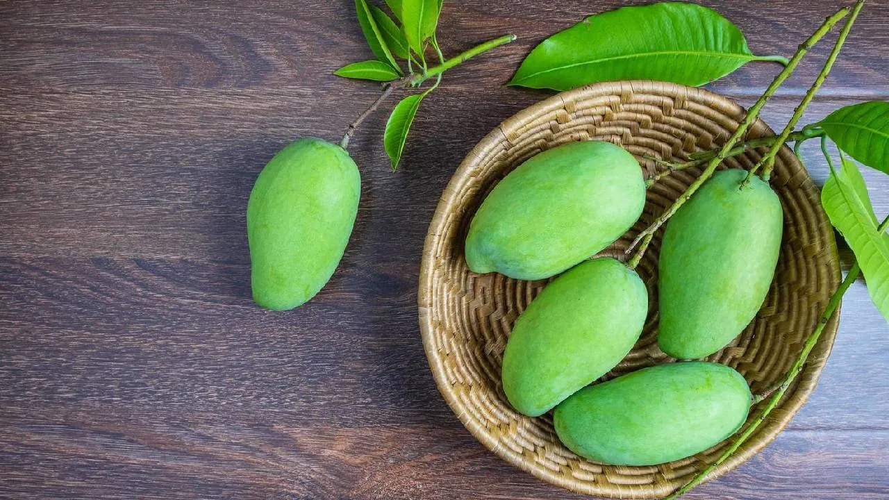 Raw Mango Vs Ripe Mango