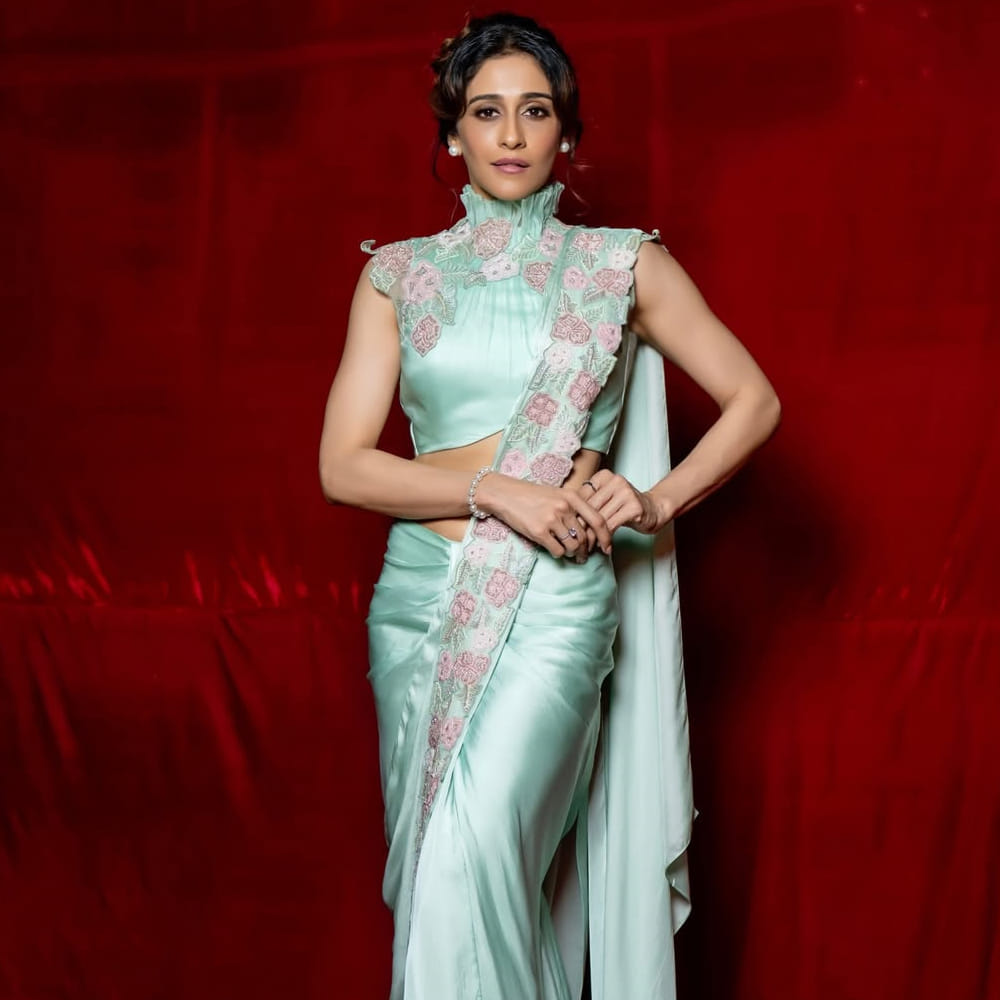 Regenacassandrra Stuns