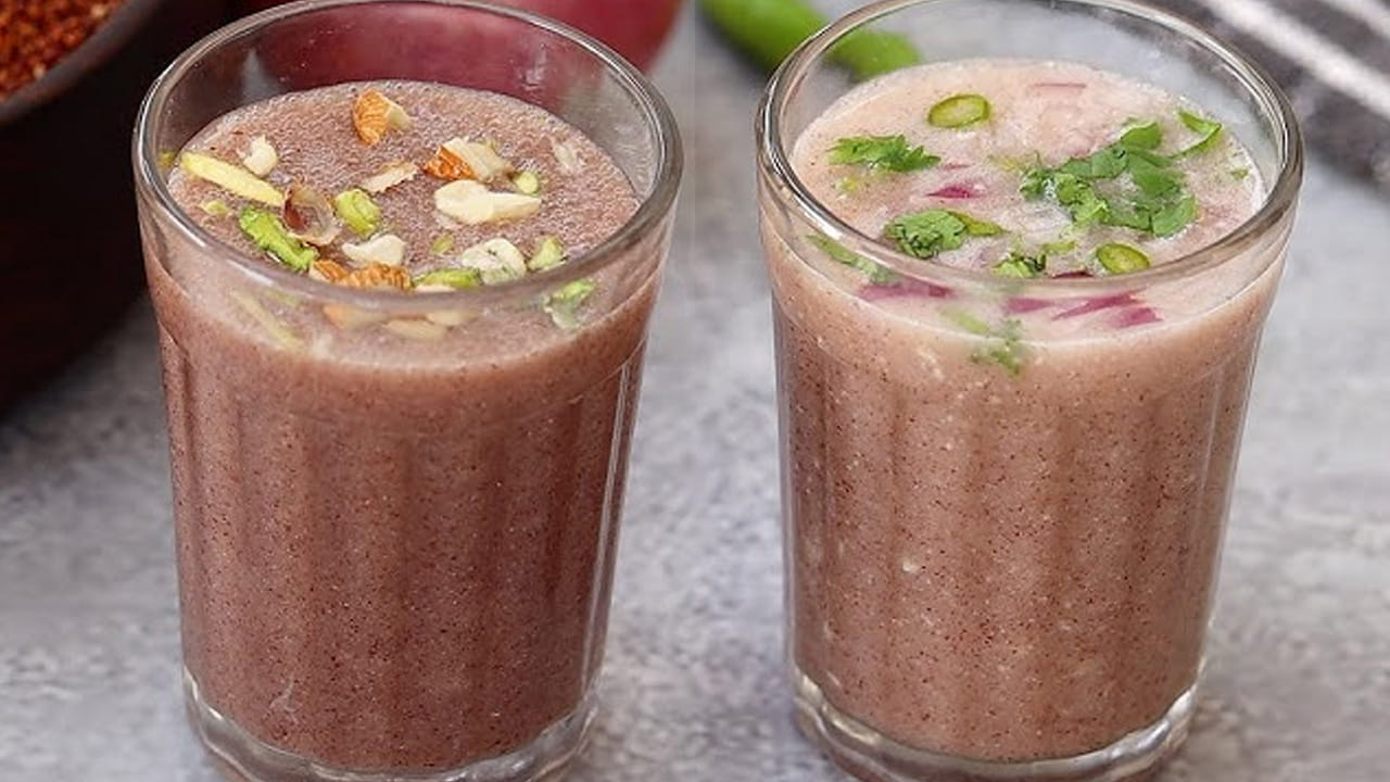 నవారా బియ్యం పిండి, రాగి జావకు జావ కావాల్సిన పదార్ధాలు : ఒక కప్పు రాగి పిండి, ఒక కప్పు నవార బియ్యం పిండి, రెండు నుంచి మూడు గ్లాసులు నీళ్ళు, ఒక కప్పు ఉల్లిపాయ ముక్కలు, నాలుగు పచ్చి మిర్చి, అర కట్ట కొత్తిమీర, నాలుగు కరివేపాకు , జీలకర్ర, రుచికి సరిపడా ఉప్పును తీసుకోవాలి.