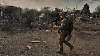 Russia-Ukraine War: యుద్ధంలో ఆకలి తీర్చుకోవడానికి రష్యా సైనికులు ఏం తిన్నారో తెలుసా?