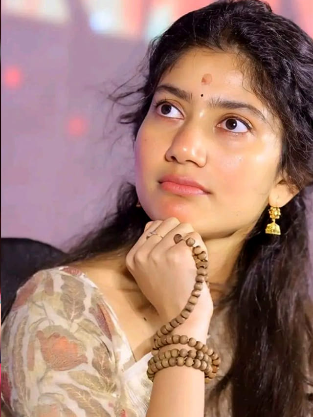 అది అప్పుడెప్పుడో జరిగింది ఇప్పుడెందుకు.. వివాదం పై క్లారిటీ ఇచ్చిన సాయి పల్లవి