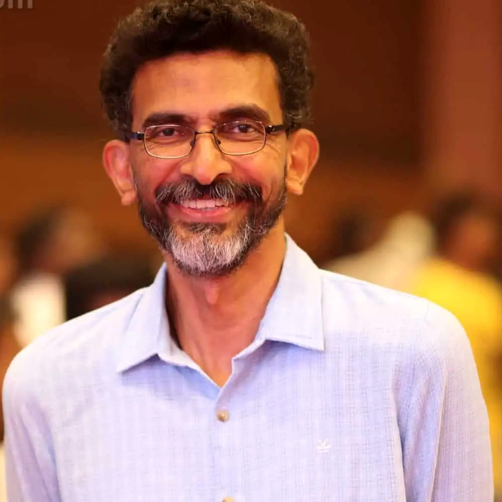 ఈ చిత్రంలో నయనతార ప్రధాన పాత్రలో నటించినా, సినిమా ప్రేక్షకుల ఆదరణ పొందడంలో విఫలమైంది. దీనికి ప్రధాన కారణం నయనతార ప్రమోషన్లలో పాల్గొనకపోవడమేనని అప్పట్లో విస్తృతంగా చర్చ జరిగింది. ఒక చిత్ర దర్శకుడిగా, శేఖర్ కమ్ముల సినిమా విజయం సాధించాలంటే నటీనటులు ప్రమోషన్లలో చురుగ్గా పాల్గొనాలని బలంగా విశ్వసిస్తారు. అయితే, నయనతార తాను నటించిన చిత్రాల ప్రమోషన్లకు దూరంగా ఉండటం సాధారణం. ఈ విషయంలోనే శేఖర్ కమ్ముల, నయనతార మధ్య అభిప్రాయ భేదాలు తలెత్తాయని టాక్.