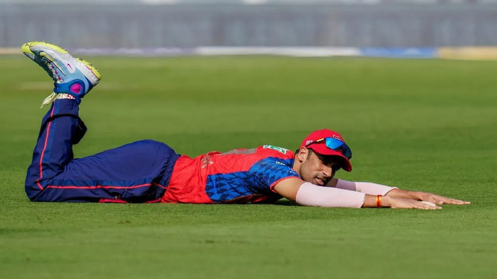 MI vs PBKS : మృత్యుంజయ్ శశాంక్ సింగ్.. తలకు తూటా లాంటి బంతి తగిలినా, ముంబై గుండెల్లో రైళ్లు పరిగెత్తించాడు