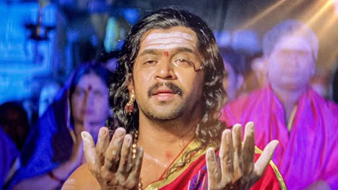 ముఖ్యంగా ఈ మూవీలో ఓం మహా ప్రాణ దీపం శివం, శివం, ఓం అనాహత నాదం శివం శివం , ఓం మహా ప్రాణ దీపం శివం, శివం, ఓం అనాహత దీపం శివం శివం అనే పాట చాలా అద్భుతంగా ఉండడమే కాకుండా, పాజిటివ్ వైబ్‌ను ఇస్తుంది. అయితే ఈ పాట ఇప్పటికీ ప్రతి శివాలయంలో వినిపిస్తుంది. అంతే కాకుండా సోషల్ మీడియాలో కూడా చాలా ట్రెండ్ అవుతుంది.