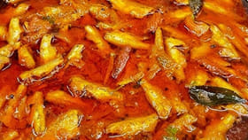 చిన్న చేపల పులుసు.. సింపుల్‌గా ఇలా చేస్తే గిన్నెలు లేపాల్సిందే