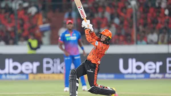 SRH vs DC: సెంచరీతో అభి షేకింగ్.. ఢిల్లీ ముందు కొండంత టార్గెట్..